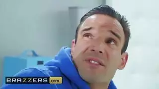 فرج زوجة الأب الشهوي يطلب جنسًا إباحيًا قاسيًا