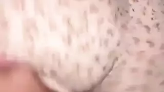 مطلقة هيجانة تطلب من عشيقها يقذف داخل كسها