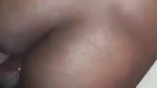 ابدأ يومك بالكس: جلسة بانج بروس الجنسية الصريحة